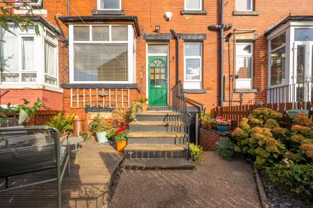 2 bedroom Terraced House for sale in Lumley Road, Burley, Leeds, LS4