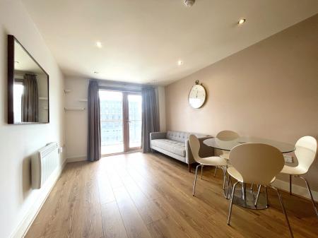 2 bedroom Flat for sale in Mackenzie House, Chadwick Stre, Leeds, LS10