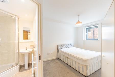 2 bedroom Flat to let in 22 York Place, Leeds, LS1