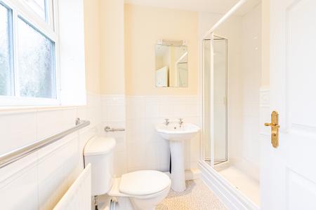 4 bedroom Terraced House to let in Mansion Gate Square, Chapel Allerton, Leeds, LS7