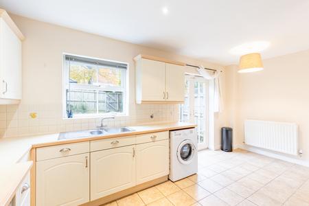 4 bedroom Terraced House to let in Mansion Gate Square, Chapel Allerton, Leeds, LS7