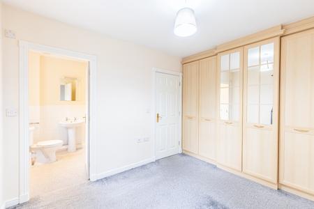 4 bedroom Terraced House to let in Mansion Gate Square, Chapel Allerton, Leeds, LS7