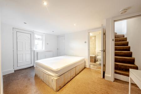 4 bedroom Terraced House for sale in Methley Lane, Chapel Allerton, Leeds, LS7