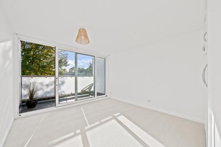 3 bedroom End of terrace house for sale in Newton Garth, Chapel Allerton, Leeds, LS7