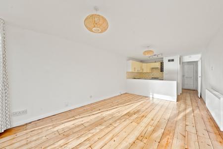3 bedroom End of terrace house for sale in Newton Garth, Chapel Allerton, Leeds, LS7
