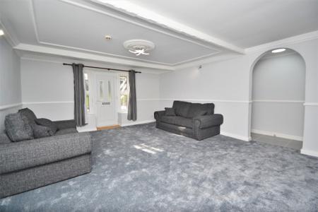 1 bedroom Flat to let in 4 West Hill Terrace, 83 Harrogate Road, Chapel Allerton, Leeds, LS7