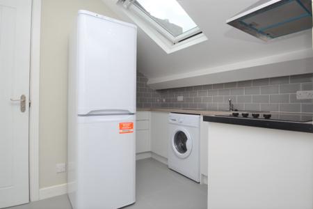 1 bedroom Flat to let in Westfield Terrace, Chapel Allerton, Leeds, LS7