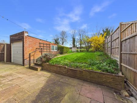3 bedroom Semi-detached house for sale in Avondale Road, Wigston, LE18