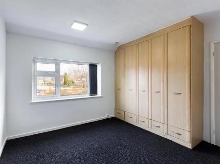 3 bedroom Semi-detached house for sale in Chistlehurst Avenue, Leicester
