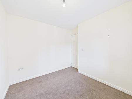 3 bedroom Terraced House for sale in Heybridge Road, Leicester, LE5