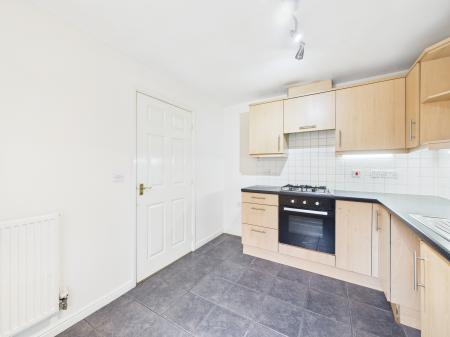 3 bedroom Town house for sale in Heybridge Road, Leicester, LE5