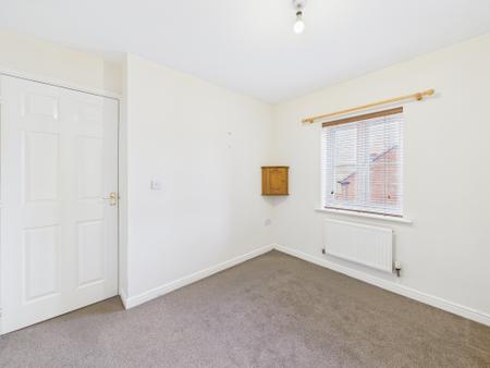 3 bedroom Terraced House for sale in Heybridge Road, Leicester, LE5