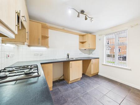 3 bedroom Terraced House for sale in Heybridge Road, Leicester, LE5
