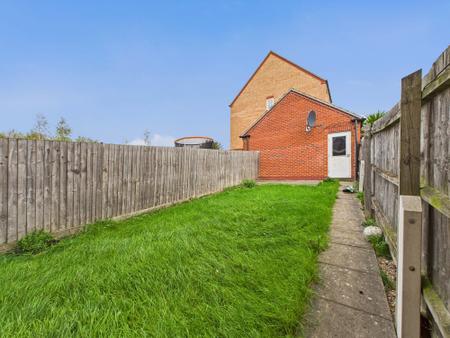 3 bedroom Terraced House for sale in Heybridge Road, Leicester, LE5
