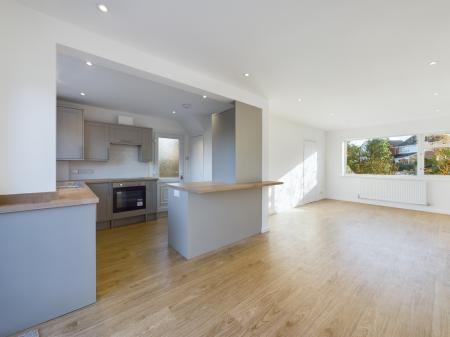 3 bedroom Semi-detached house for sale in Ulverscroft Road, Loughborough