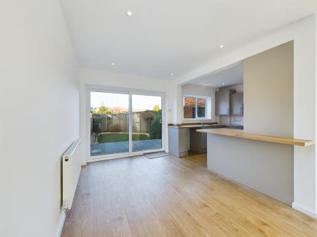 3 bedroom Semi-detached house for sale in Ulverscroft Road, Loughborough