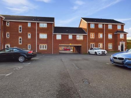 2 bedroom Flat for sale in Watergate Court, Leicester, LE3