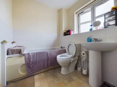 2 bedroom Flat for sale in Watergate Court, Leicester, LE3