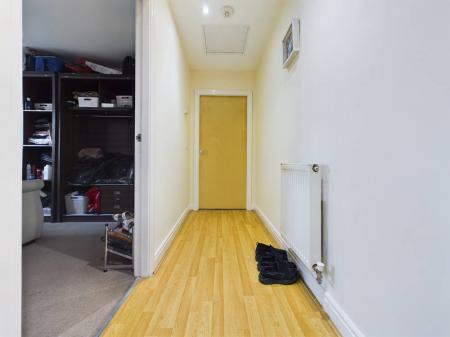 2 bedroom Flat for sale in Watergate Court, Leicester, LE3