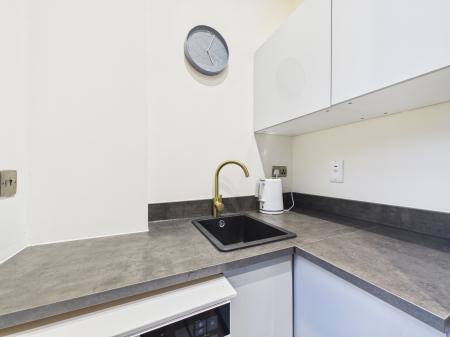 1 bedroom Flat to let in Briton Street, Leicester, LE3