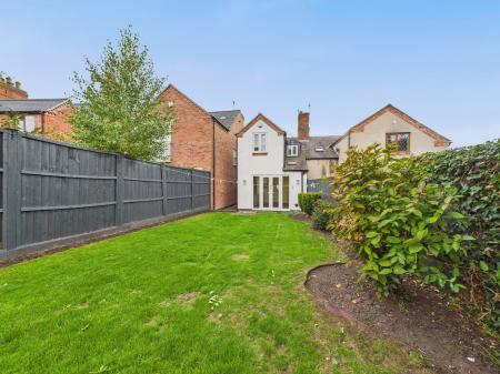 2 bedroom Semi-detached house to let in Sanvey Lane, Aylestone, Leicester, LE2