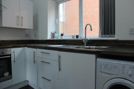 2 bedroom Flat to let in Oxford Street, Leicester, LE1