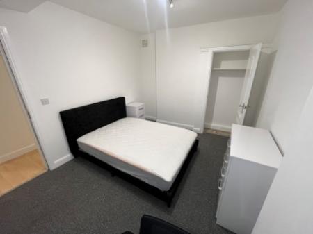 1 bedroom Flat to let in Chatham Street, Leicester, LE1