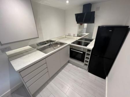1 bedroom Flat to let in Millstone Lane, Leicester, LE1