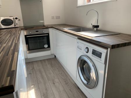 4 bedroom Flat to let in Millstone Street, Leicester, LE1