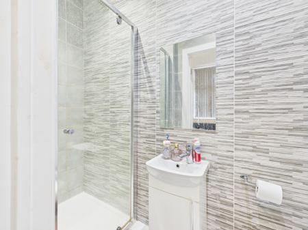 4 bedroom Flat to let in Marble Street, Leicester, LE1