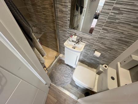 4 bedroom Flat to let in Marble Street, Leicester, LE1