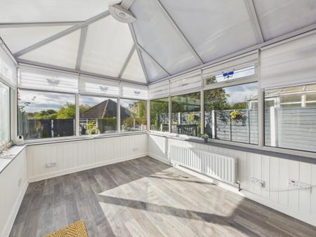 3 bedroom Semi-detached house for sale in Darien Way, Leicester, LE3