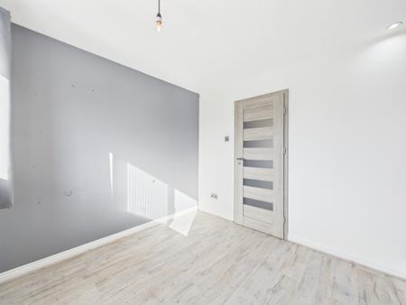 3 bedroom Semi-detached house for sale in Darien Way, Leicester, LE3