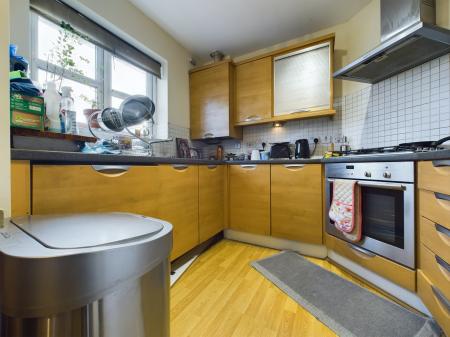 2 bedroom Flat to let in Watergate Court, Leicester, LE3