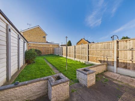 3 bedroom Semi-detached house for sale in Cornwall Road, Wigston, LE18