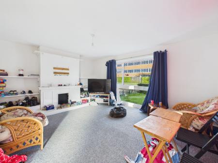 3 bedroom Semi-detached house for sale in Cornwall Road, Wigston, LE18