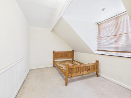 2 bedroom Flat to let in Kirby Road, Leicester