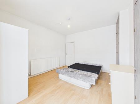 3 bedroom Terraced House to let in Barclay Street, Leicester, LE3