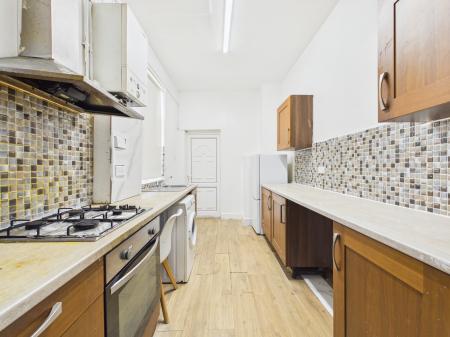 1 bedroom Flat to let in Eastleigh Road, Leicester, LE3