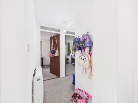 1 bedroom Ground floor maisonette for sale in Halley Close, Leicester, LE4