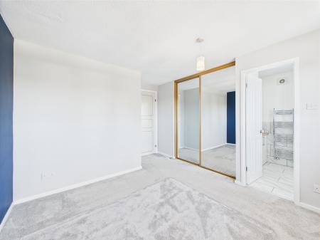 3 bedroom Detached house to let in Coleridge Drive, Leicester, LE19