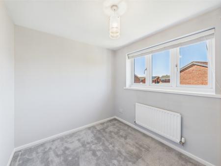 3 bedroom Detached house to let in Coleridge Drive, Leicester, LE19