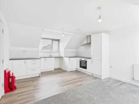 1 bedroom Flat to let in Aylestone Road, Aylestone, Leicester, LE2