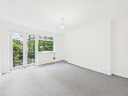 2 bedroom Maisonette to let in Gimson Avenue, Cosby, LE9