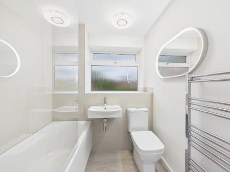 2 bedroom Maisonette to let in Gimson Avenue, Cosby, LE9