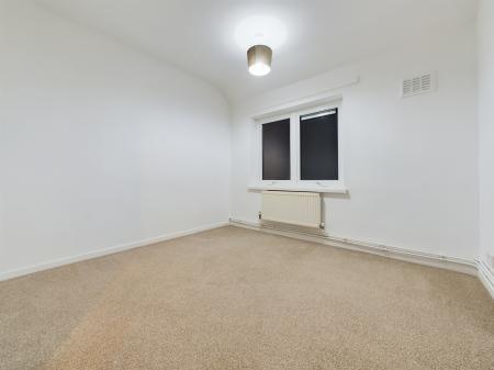 2 bedroom Maisonette to let in The Slade Greens, Leicester, LE2