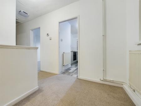2 bedroom Maisonette to let in The Slade Greens, Leicester, LE2