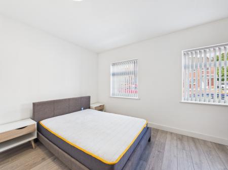 1 bedroom Flat to let in High Street, Blaby, Leicester, LE19