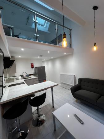 1 bedroom Flat to let in Millstone Lane, Leicester, LE1