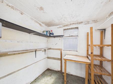 3 bedroom End of terrace house for sale in Monmouth Drive, Leicester, LE2